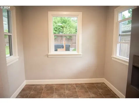 4606 Ne Everett Drive Camas WA 98607