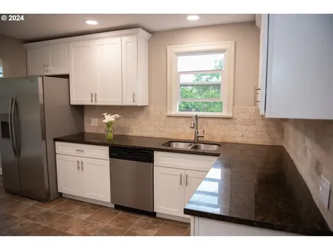 4606 Ne Everett Drive Camas WA 98607