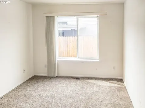 1739 Aspen Run Avenue Sutherlin OR 97479