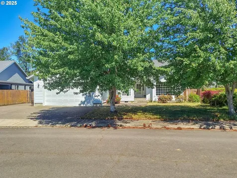 1739 Aspen Run Avenue Sutherlin OR 97479
