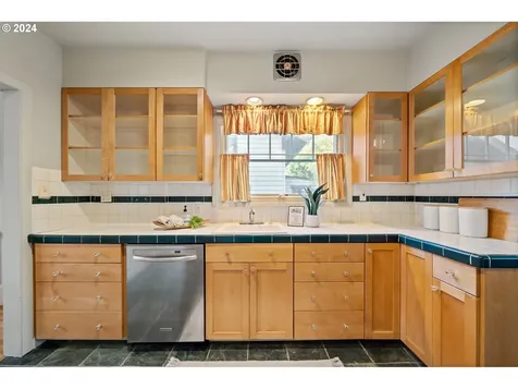 3136 NE 59th Avenue Portland OR 97213