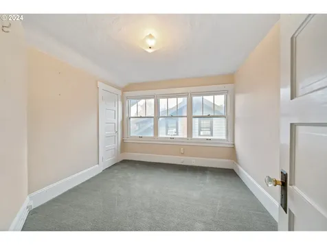 3136 NE 59th Avenue Portland OR 97213