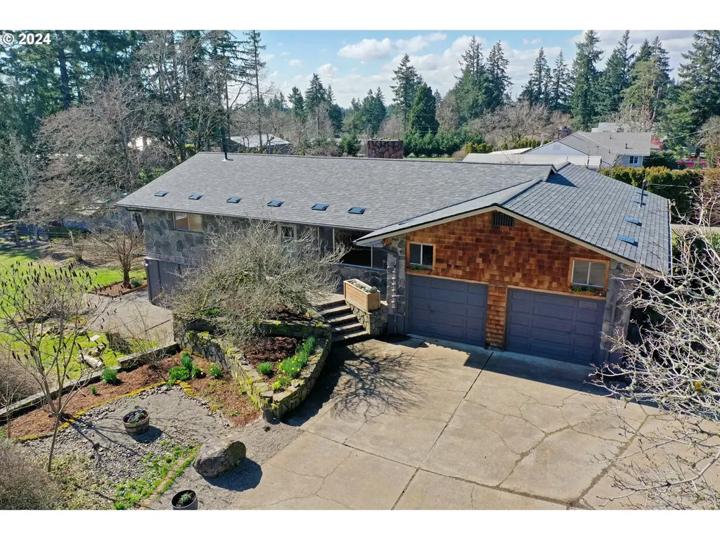 15232 Henrici Road Oregon City OR 97045
