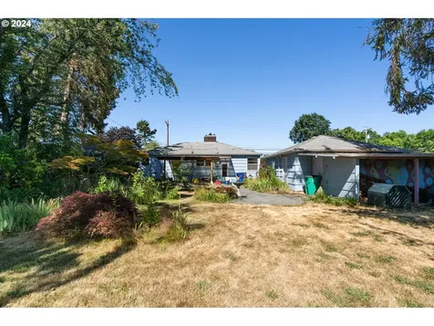 1746 Se 101st Avenue Portland OR 97216