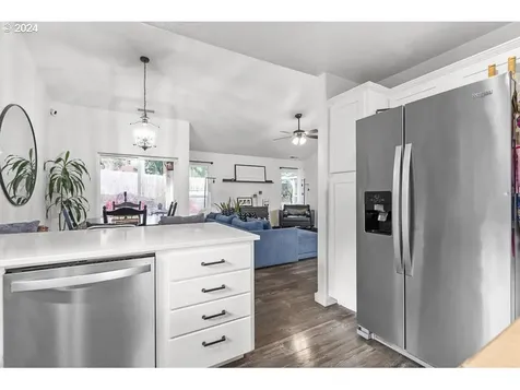 757 Mule Deer Street NW Salem OR 97304