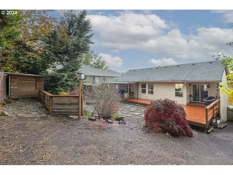 757 Mule Deer Street NW Salem OR 97304