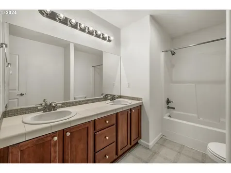 16210 Tracey Lee Court Oregon City OR 97045