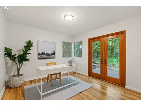 4233 Se Malden Street Portland OR 97206