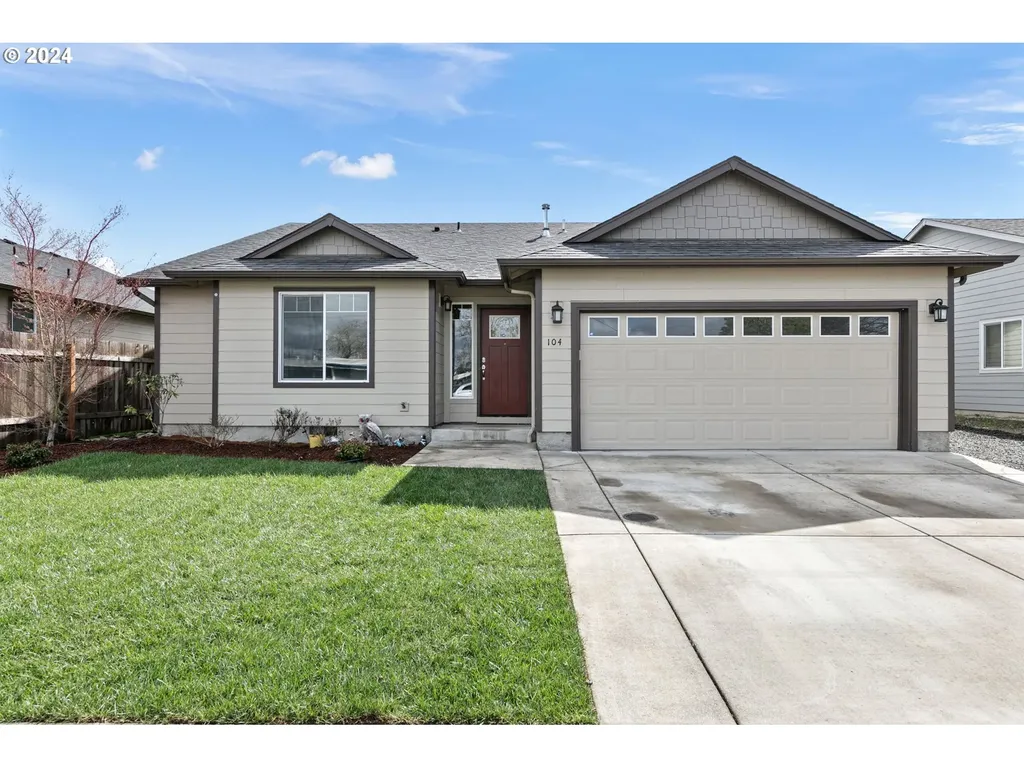104 E Joy Street Lebanon OR 97355