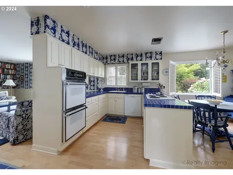5710 Sw 88th Avenue Portland OR 97225