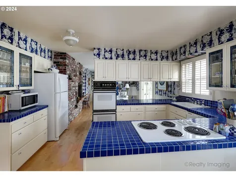 5710 Sw 88th Avenue Portland OR 97225