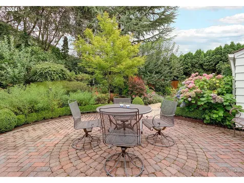 5710 Sw 88th Avenue Portland OR 97225