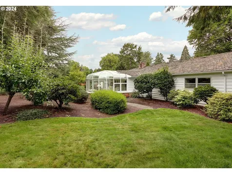 5710 Sw 88th Avenue Portland OR 97225