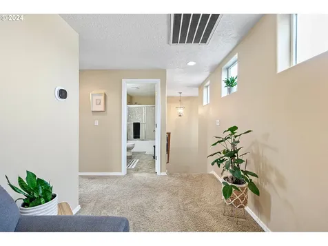 532 S 48th Place Springfield OR 97478