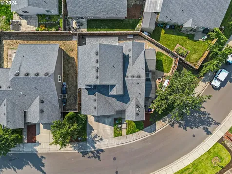 532 S 48th Place Springfield OR 97478