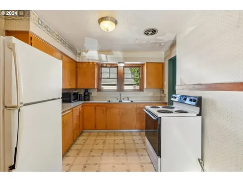 3631 Ne 81st Avenue Portland OR 97213