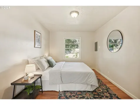 2415 Se 60th Avenue Portland OR 97206