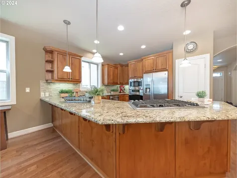 2527 Falls Street Forest Grove OR 97116