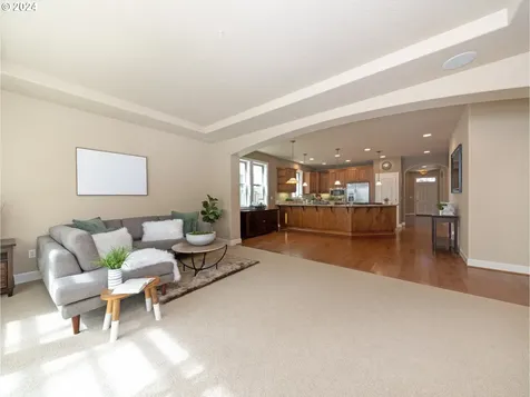 2527 Falls Street Forest Grove OR 97116