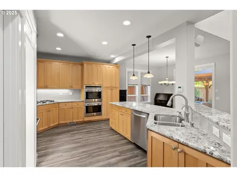 28249 SW Willow Creek Drive Wilsonville OR 97070