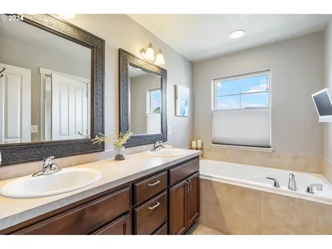 10503 NE 67th Avenue Vancouver WA 98686