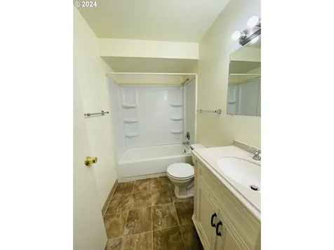 15795 SW Village Circle Beaverton OR 97007