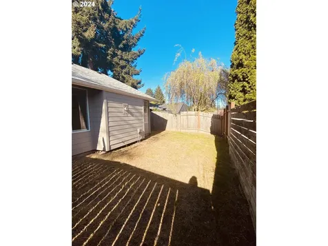 15795 SW Village Circle Beaverton OR 97007