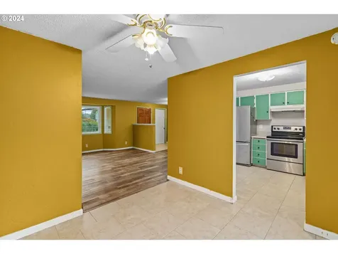 4861 Avalon Street Eugene OR 97402