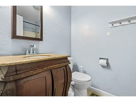 4861 Avalon Street Eugene OR 97402