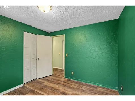 4861 Avalon Street Eugene OR 97402