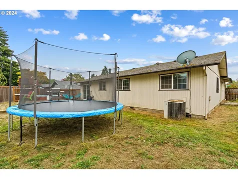 4861 Avalon Street Eugene OR 97402