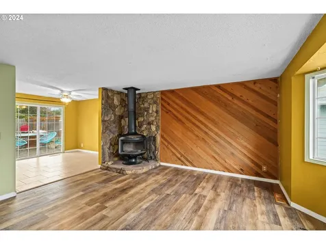 4861 Avalon Street Eugene OR 97402