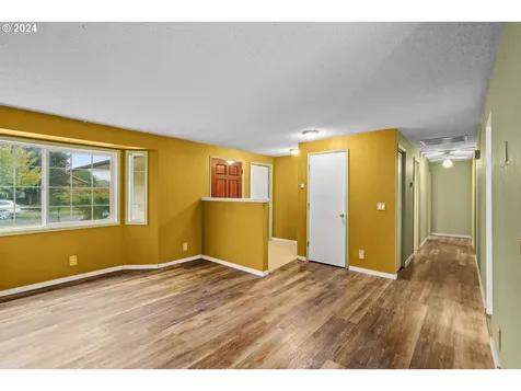 4861 Avalon Street Eugene OR 97402