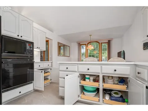 9901 SE Clatsop Street Portland OR 97266