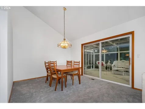 9901 SE Clatsop Street Portland OR 97266