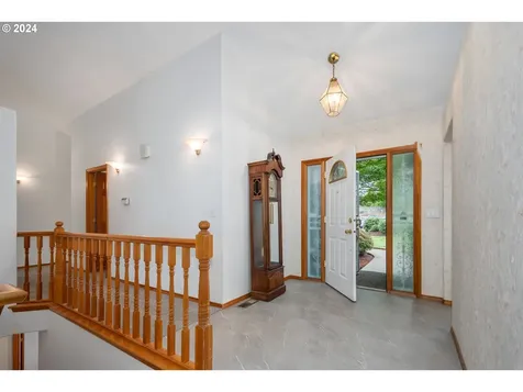 9901 SE Clatsop Street Portland OR 97266