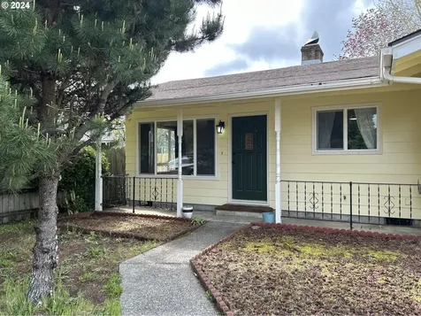 2104 17th Street Florence OR 97439