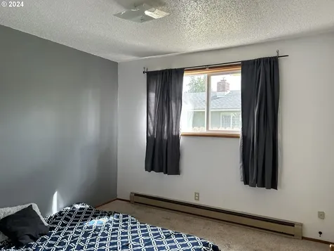 2104 17th Street Florence OR 97439