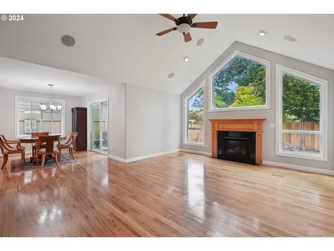 8613 Ne 30th Street Vancouver WA 98662