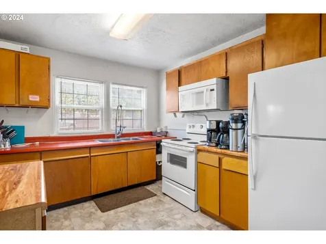 416 20th Avenue Longview WA 98632