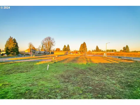 1375 -1385 Cooley Road Woodburn OR 97071
