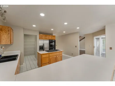 191 Camino Francisco Avenue Roseburg OR 97471
