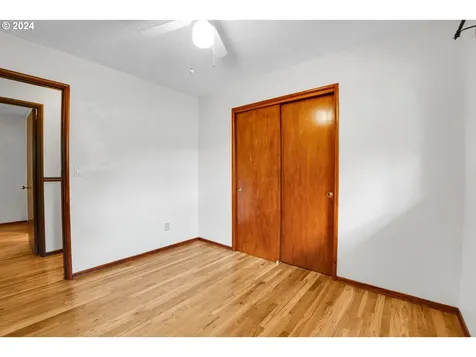 15300 NE Couch Court Portland OR 97230