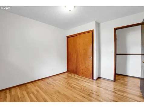 15300 NE Couch Court Portland OR 97230