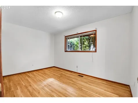 15300 NE Couch Court Portland OR 97230