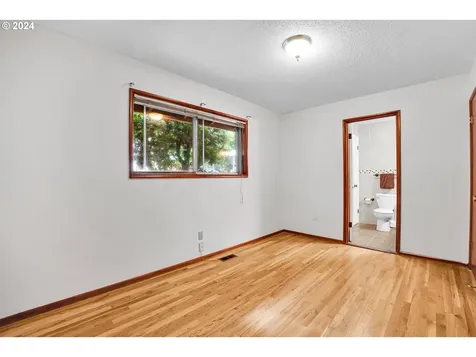 15300 NE Couch Court Portland OR 97230
