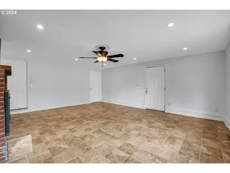 15300 NE Couch Court Portland OR 97230