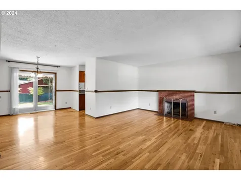 15300 NE Couch Court Portland OR 97230