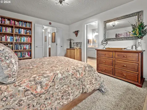 1783 Winchester Street NW Salem OR 97304
