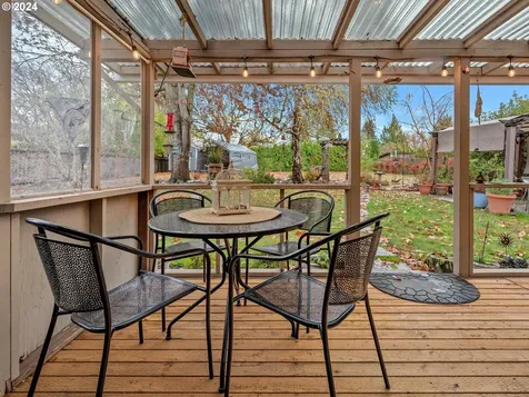 1783 Winchester Street NW Salem OR 97304